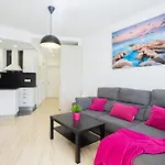 7 Min From The Airport טורמולינוס