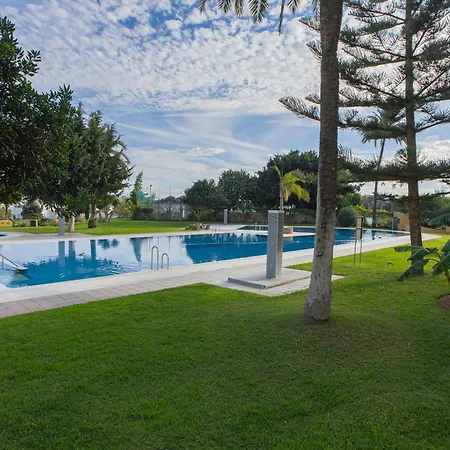 7 Min From The Airport