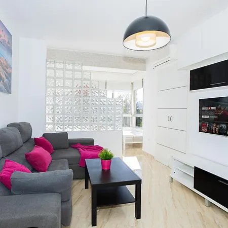 7 Min From The Airport Apartament Torremolinos